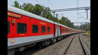 Gol Gumbaz Express to skip Hubballi, Gadag; SWR faces backlash