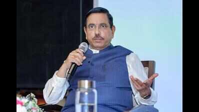 Joshi inspects sports complex, seeks urgent maintenance decision