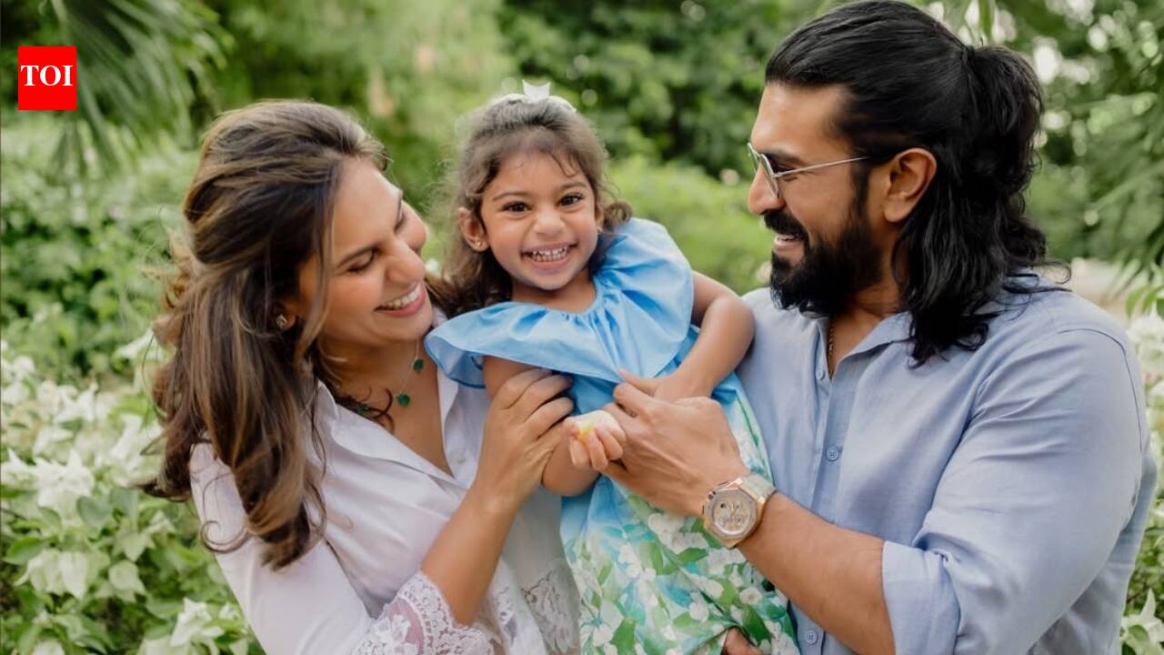 Ram Charan and wife Upasana reveal daughter Klin Kaara's face for the first time, netizens can't stop gushing