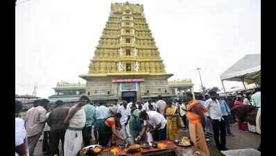Plastic menace prompts fresh cleanliness drive at Chamundi Hills
