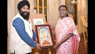 Master of Sikh miniature art makes massive impact, honoured by President Droupadi Murmu.