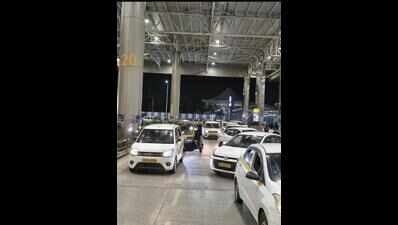 Cab cancellations & disputes over fare mar daily commute in Pune