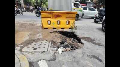 Water flows into drain after PMC pipeline develops fault, residents express anger and anguish