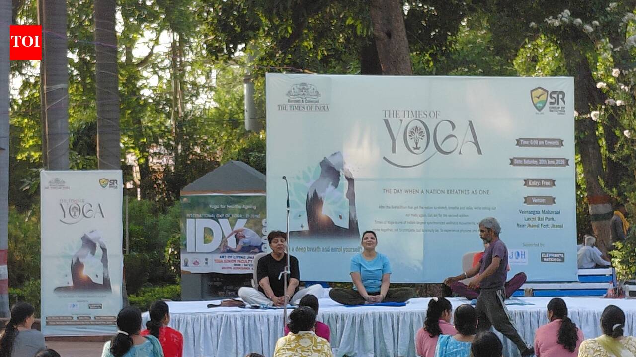 Yoga enthusiasts gather to celebrate Yoga Day at Times Yoga Conclave