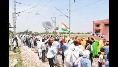 Farmers’ Panchana water protest enters 16th day