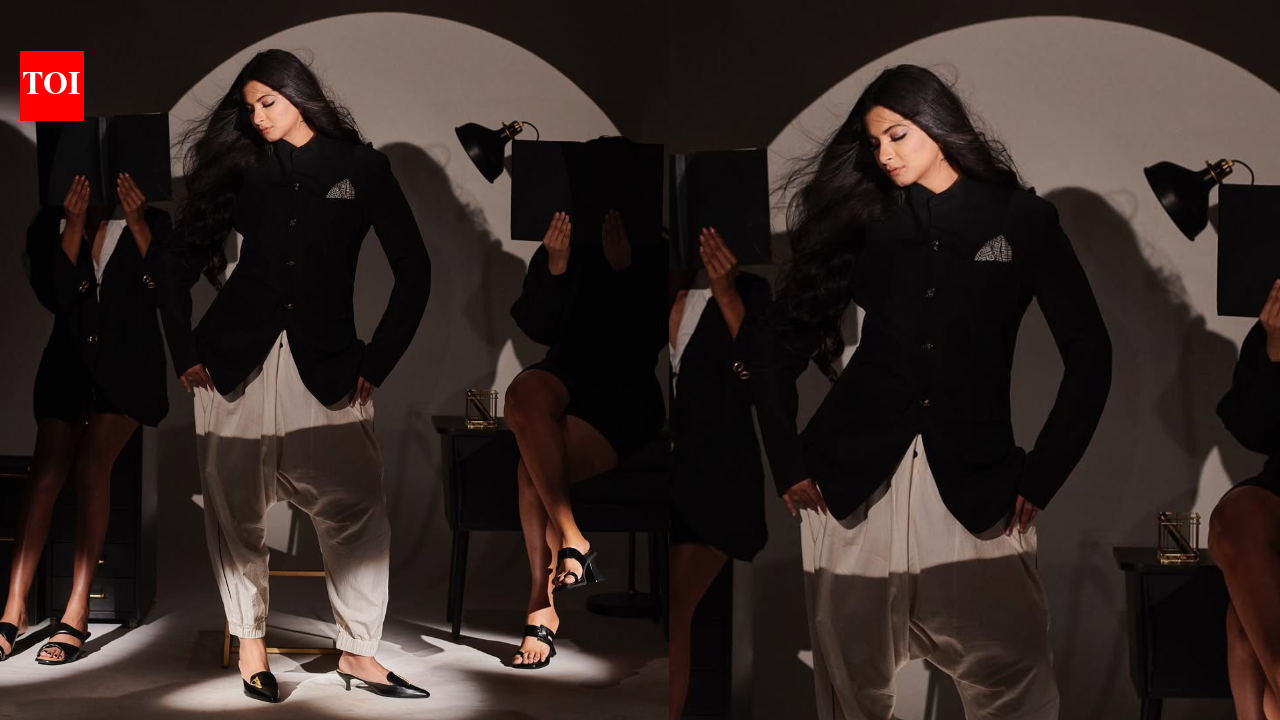 Rs 1.3 crore jewellery to be worn by Bollywood film producer Rhea Kapoor at event stolen