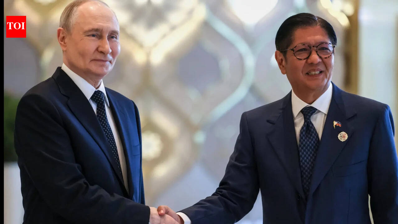 Russia frees 24 Filipinos after Marcos talks with Putin