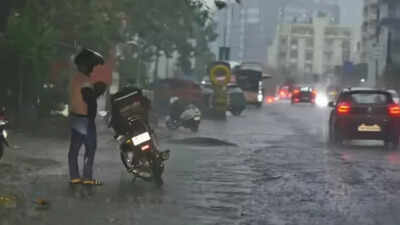 Heavy rain lashes parts of Pune; IMD forecasts more rain this week
