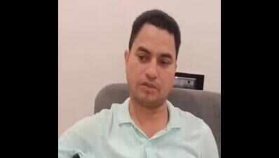 TMC minority cell chief quits, joins Ritabrata camp