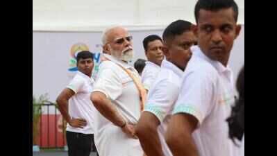 All roads lead to Red Rd on Yoga Day: 35k within security ring, 30k outside as Kolkata tries to get into record books