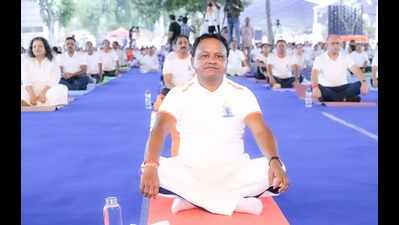  CM to youths