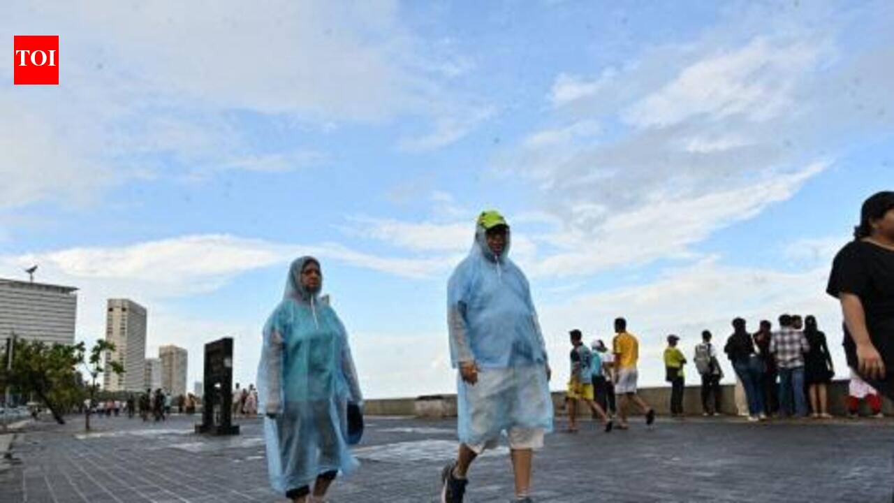 Pre-monsoon showers soak Mumbai, offer slight relief from hot and humid weather