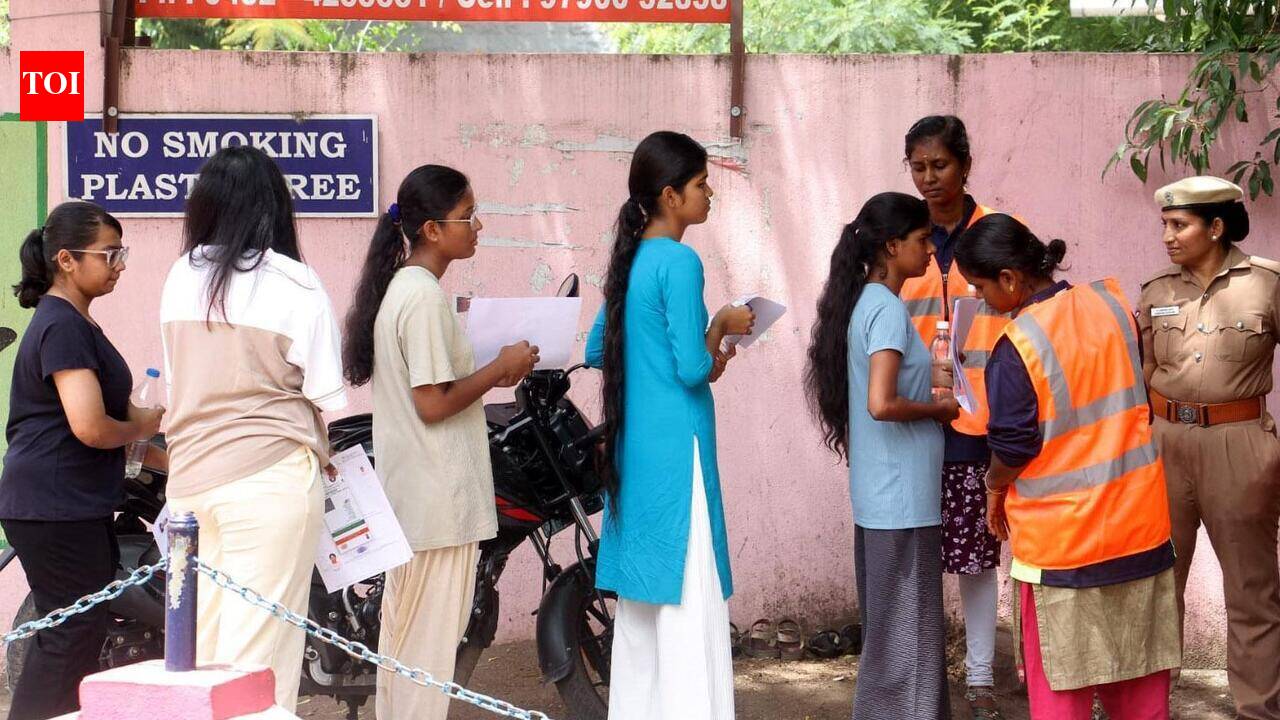 Many skip NEET re-exam; candidates find papers tougher too