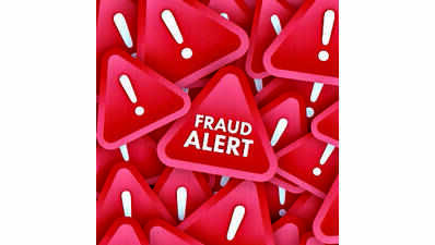 Man dupes mobile shopowner of Rs 1.35 lakh