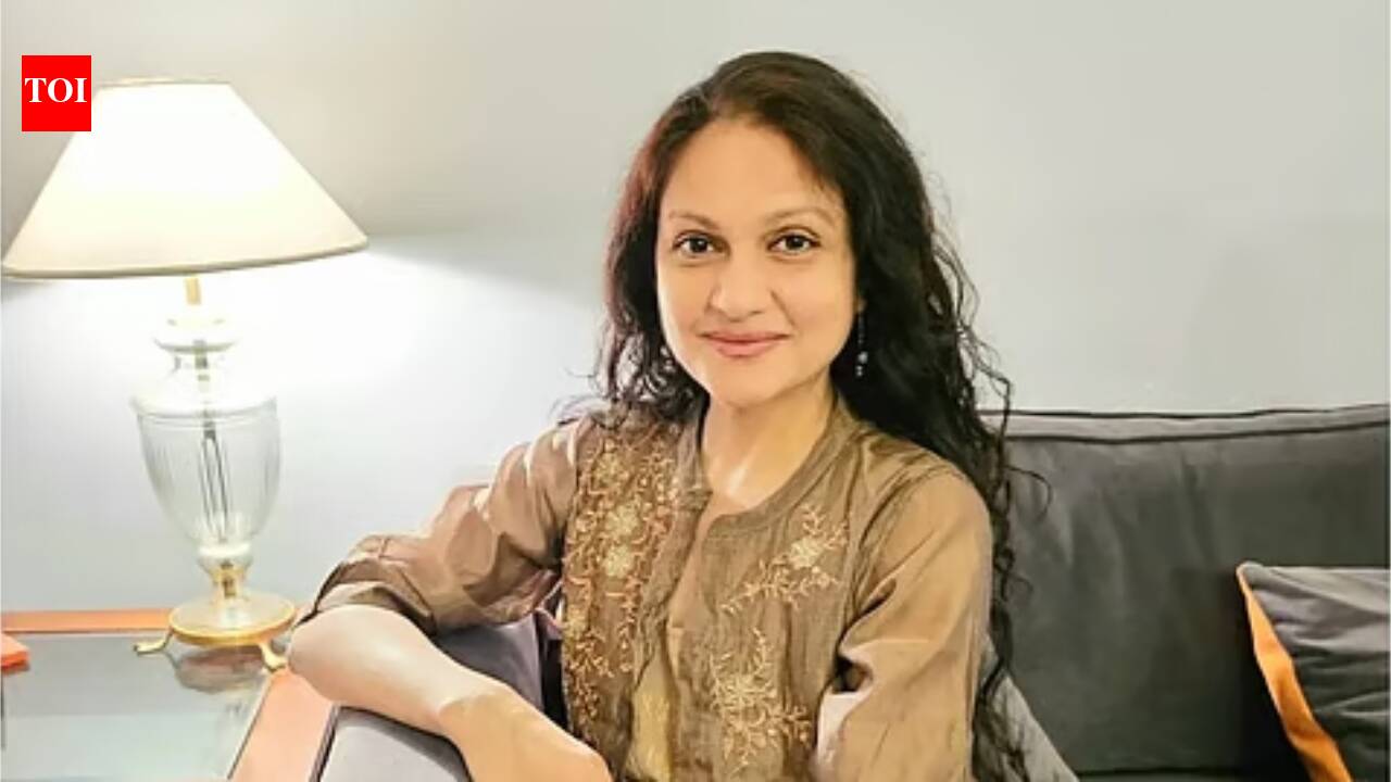 'Gauri became my second name in real life': Gracy Singh pens emotional note as the Aamir Khan starrer 'Lagaan' clocks 25 years