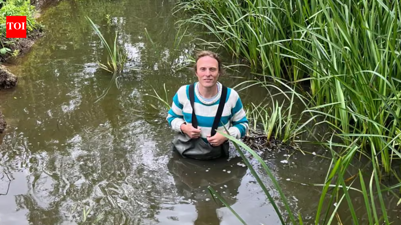 After removing 200 bags of waste from a polluted river, UK lawyer now faces prosecution