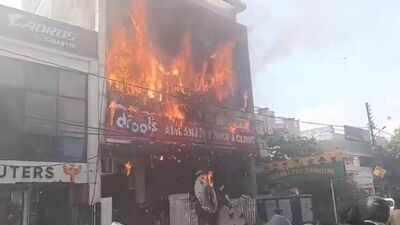 4 feared dead as massive fire engulfs coaching centre in Lucknow