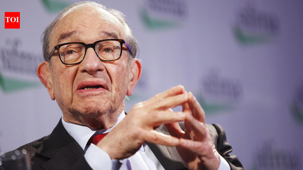 Alan Greenspan, longest-serving US Federal Reserve chair, dies aged 100