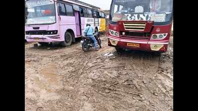 Monsoon showers turn bus stand into muddy patch; 5k passengers affected