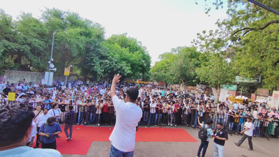 ‘Fight for education with education’: NEET protesters build library at Jantar Mantar as CJP stir enters day 3