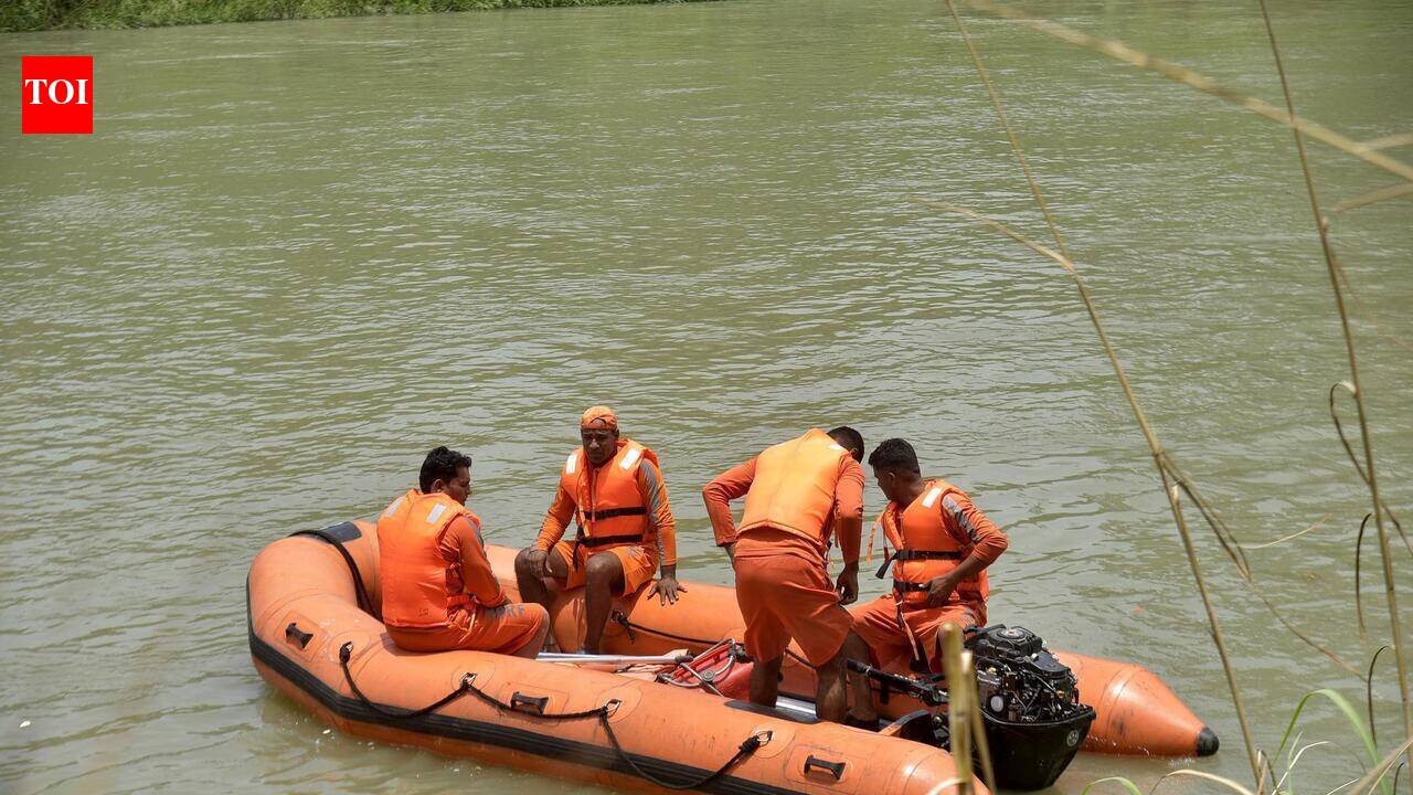 Doctor missing after being swept away by waves off Vizhinjam