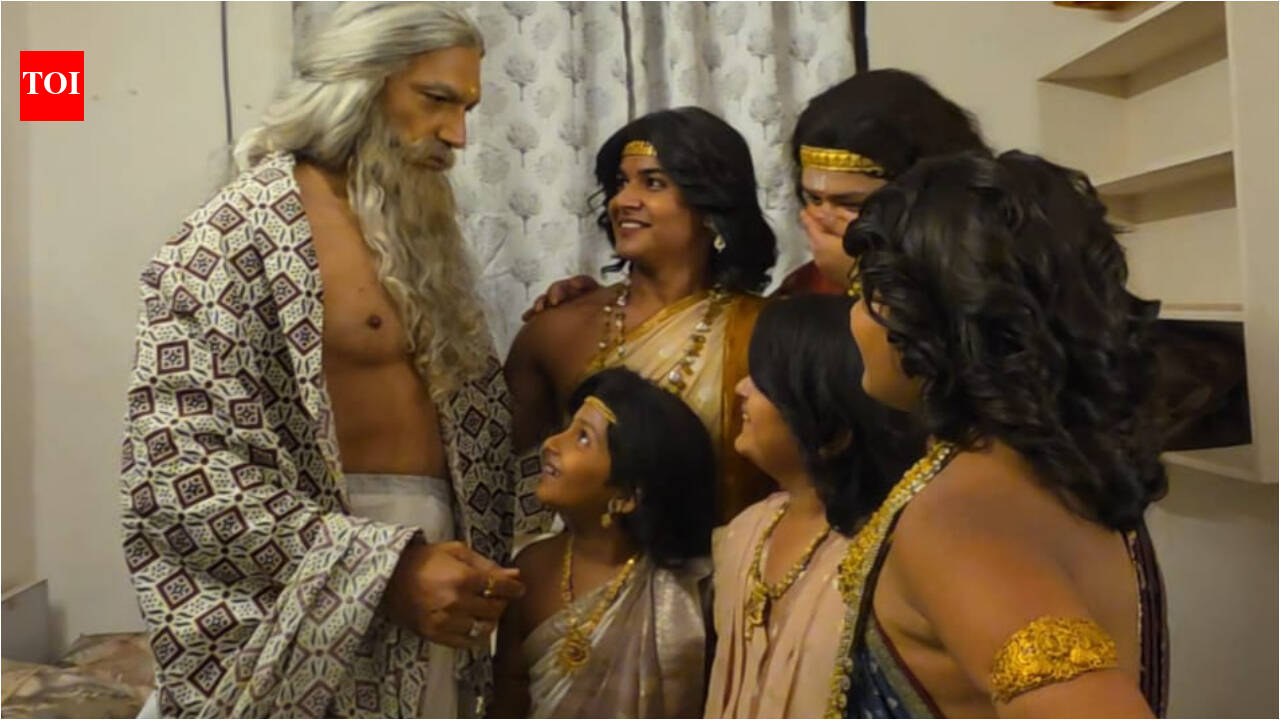 Manish Wadhwa of Hastinapur Ke Veer: The sweet surprise of handmade cards, chocolates and a beautiful bouquet from the young cast truly made my day
