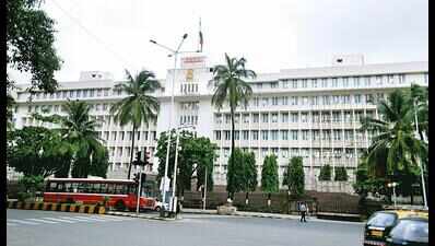 IAS Velrasu transferred again, govt flip-flop raises brows