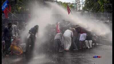 Contaminated water used in water cannons, alleges oppn in Kerala assembly