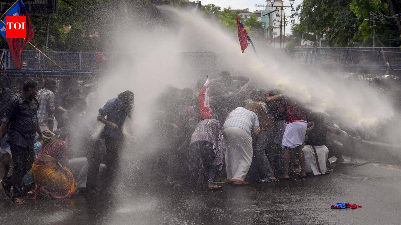 Contaminated water used in water cannons, alleges oppn in Kerala assembly
