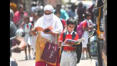 ​In Jalna, morning timings made mandatory for schools due to heat & delayed rains