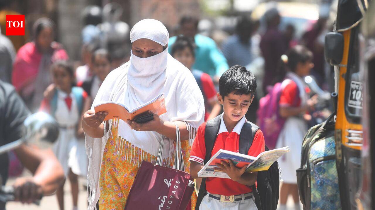 ​In Jalna, morning timings made mandatory for schools due to heat &amp; delayed rains