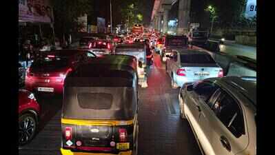 Cops identify 60 infra & related issues behind traffic jams in Pune city, to approach Pune Municipal Corporation for corrective measures