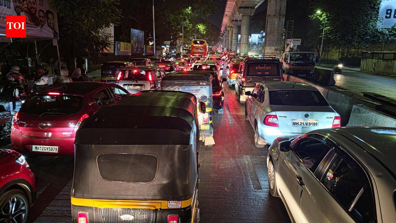 Cops identify 60 infra & related issues behind traffic jams in Pune city, to approach Pune Municipal Corporation for corrective measures