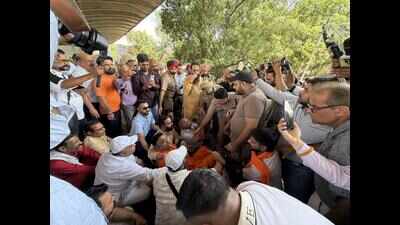 Influencer-post sparked road blockade takes sectarian turn in Ludhiana.