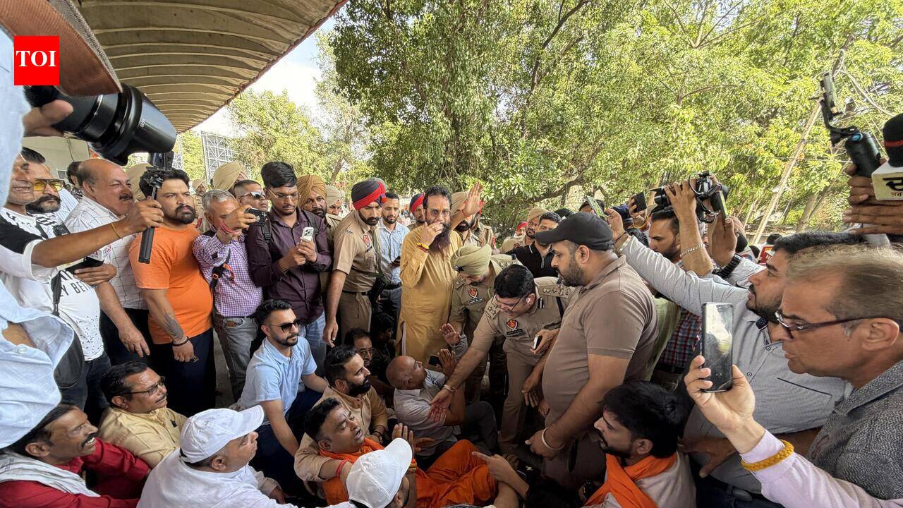 Influencer-post sparked road blockade takes sectarian turn in Ludhiana.