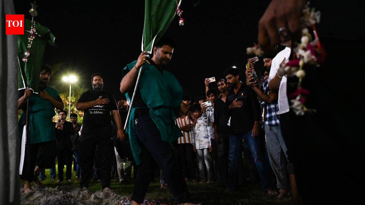 Mourners walk barefoot over embers as they perform Aag Ka Matam at Bada Imambara