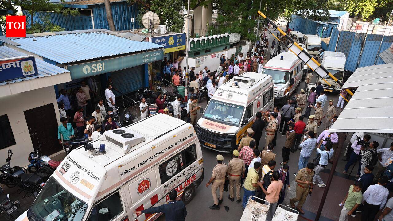Blaze turns Usha Mehta Marg into smoke-filled chaos