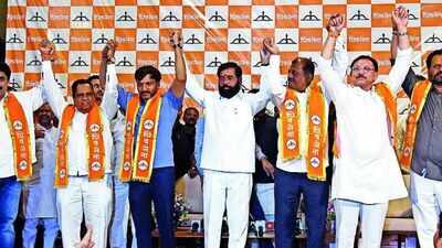 '6 Tigers here with me': Eknath Shinde as 6 rebel UBT MPs formally join Shiv Sena