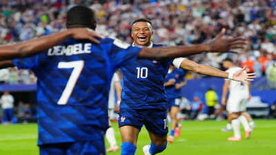 France vs Iraq, FIFA World Cup Match Result: Les Bleus win 3-0 as Mbappé scores brace on 100th cap and Dembele nets first World Cup goal