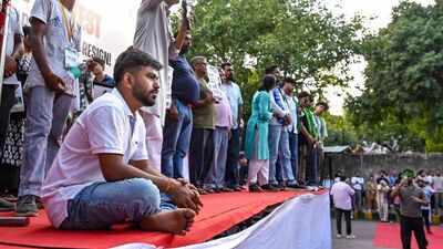Don’t stop your kids from joining protest, says Cockroach Janta Party as Jantar Mantar stir enters day 4