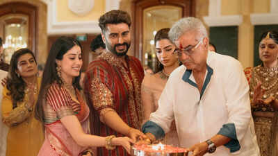 Anshula Kapoor shares inside photos from her wedding festivities as Boney Kapoor, Arjun Kapoor and Janhvi Kapoor perform aarti at mata ki chowki