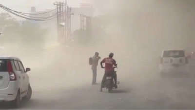 Dust storms, strong winds sweep Delhi-NCR; red alert issued for rain