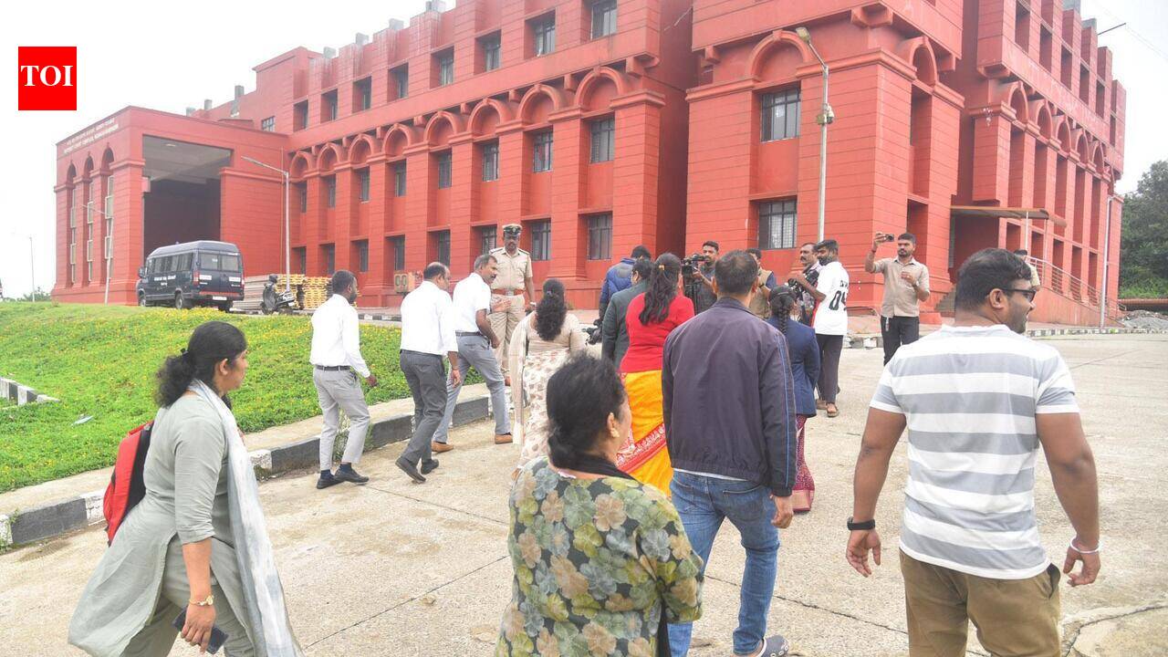 Bomb threat at Madikeri court declared hoax