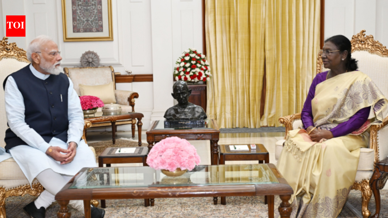 PM Modi calls on President Droupadi Murmu amid Cabinet reshuffle buzz