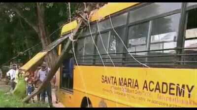 School bus comes in contact with low-hanging power cables near Denkanikottai; major mishap averted