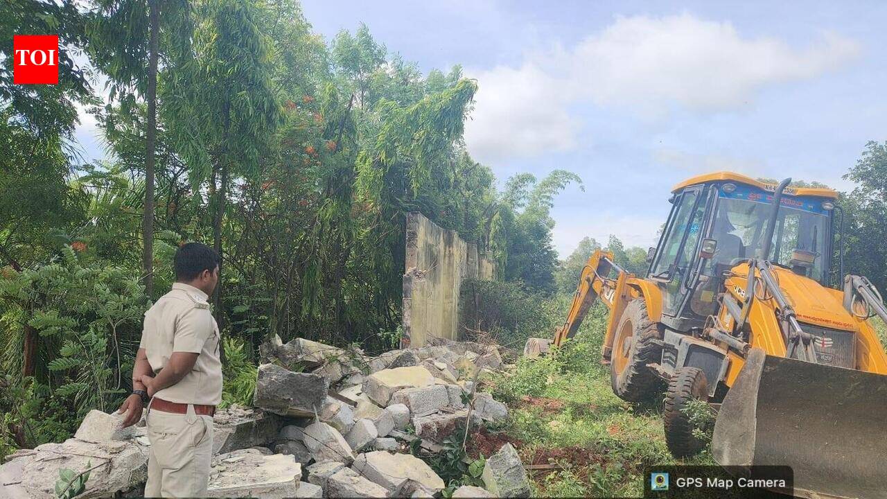 Forest dept reclaims 1.26 acres land in BM Kaval encroached by BDA, Waste plant