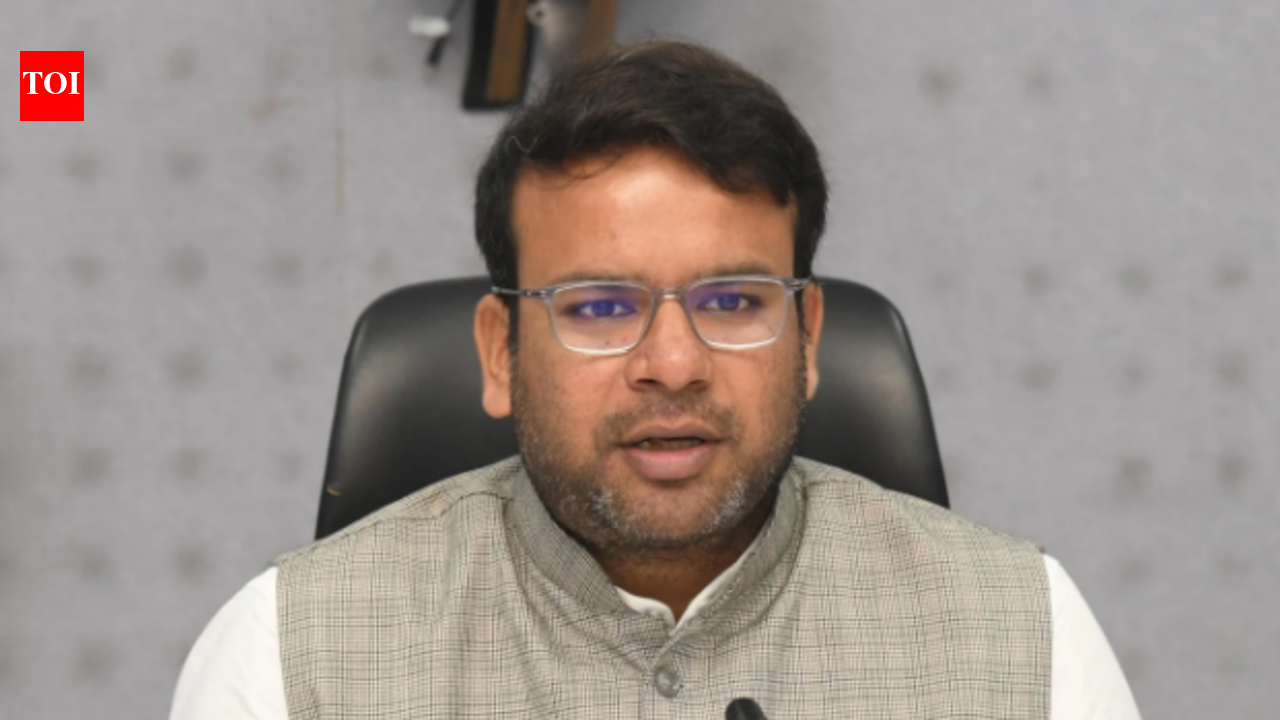 GVMC warns against illegal roadside parking
