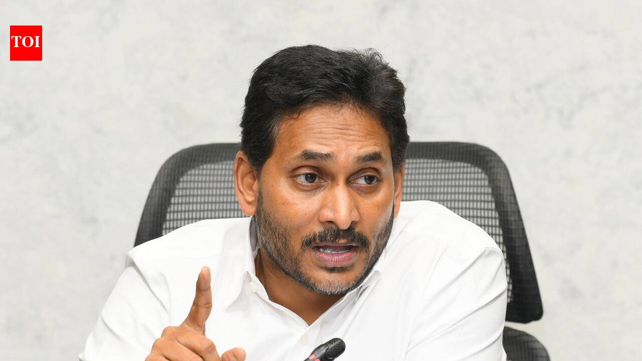 Jagan begins 3-day Pulivendula tour