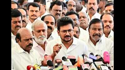 Vijay turned assembly into a shooting spot, flays Udhayanidhi