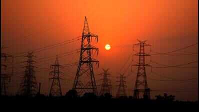 Short circuit sparks fire at Tardeo substation; residents report outages